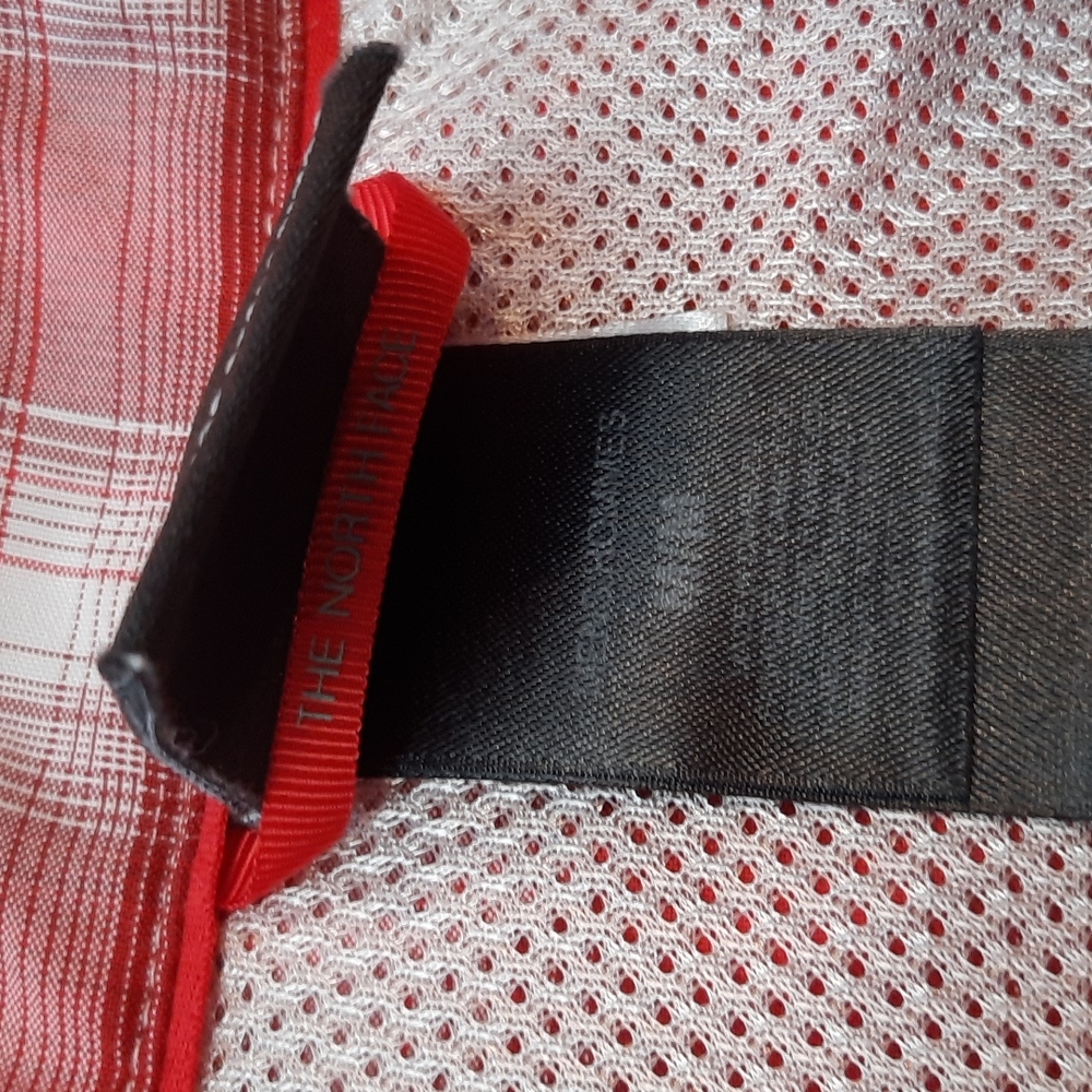 The North Face Recycled Polyester Button Up - Picture 4 of 5